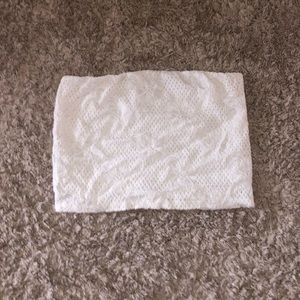 Forever 21: White Crop Top